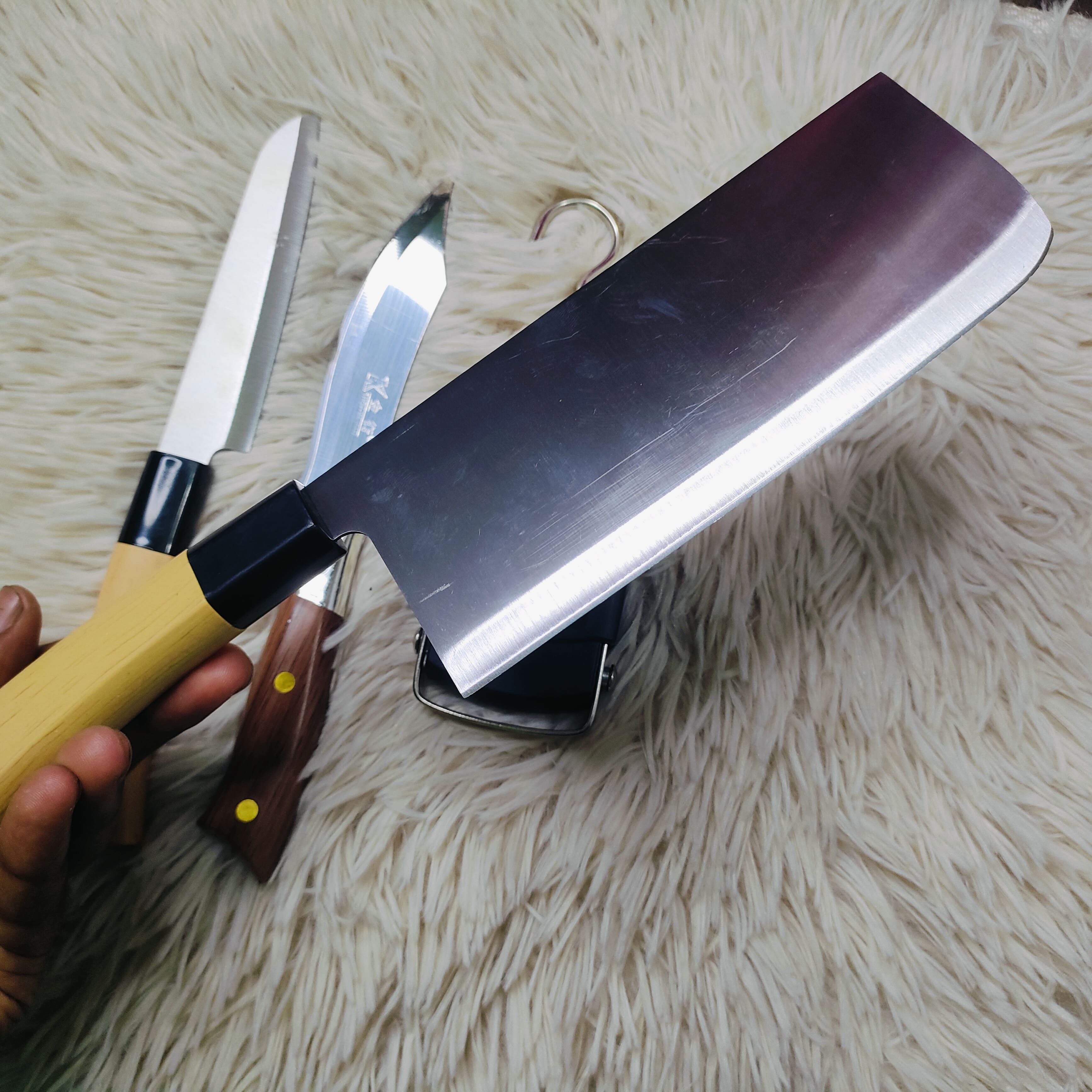 কোরবানির সেরা প্যাকেজ ২ টা ছুরি এবং ১ টি চাপাতি এবং স্কেল চেইনসহ বাটি Portable Scale